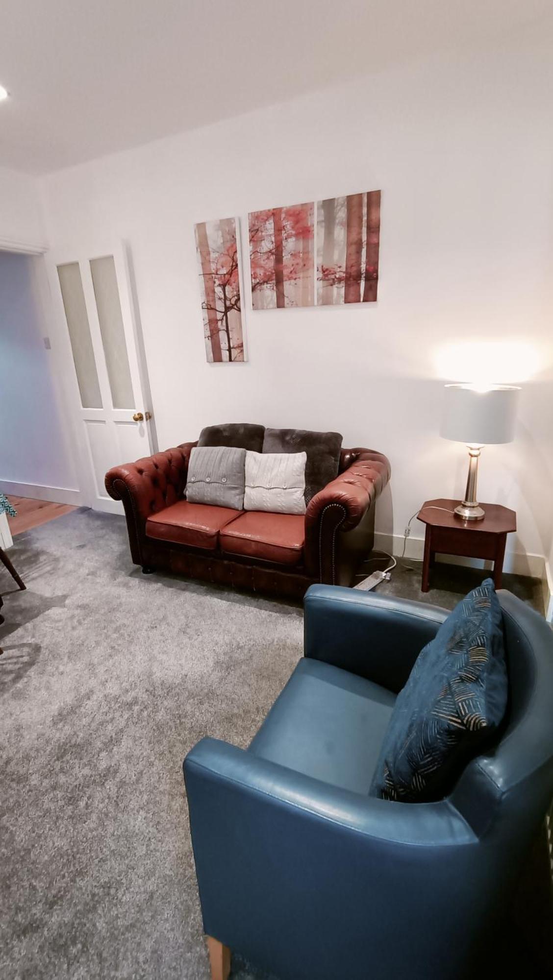 Cntrl Reading Modernized 3 Bedroom House المظهر الخارجي الصورة