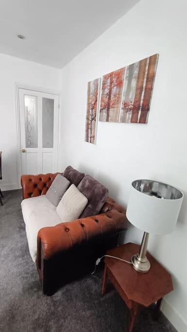 Cntrl Reading Modernized 3 Bedroom House المظهر الخارجي الصورة